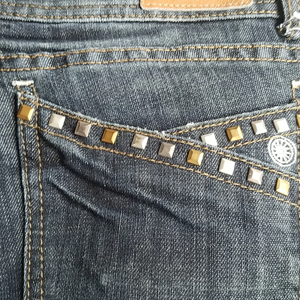 Jeans - Picture 3 of 8